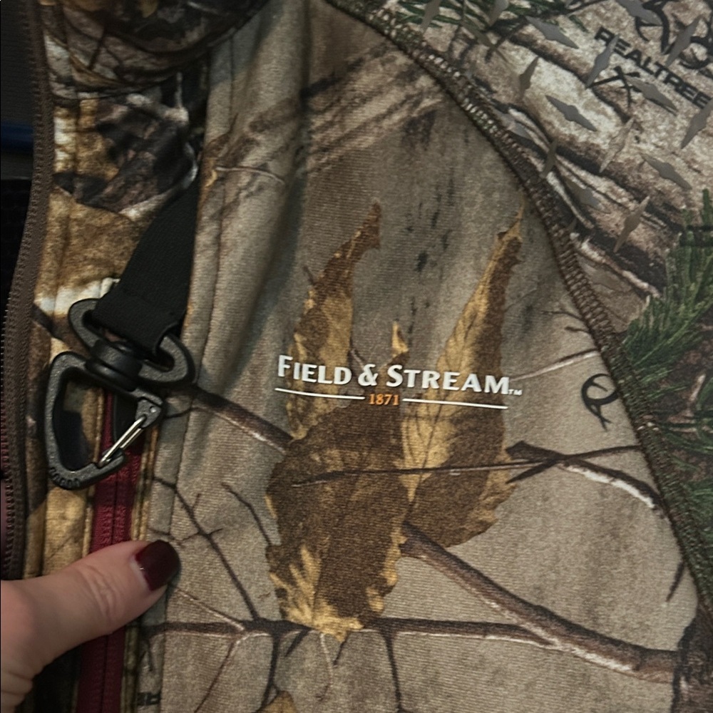 Field & Stream Camouflage Utility Jacket - Picture 2 of 8